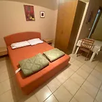 Adria With Swimming Pool * Vir