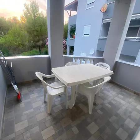 Apartman Adria With Swimming Pool *